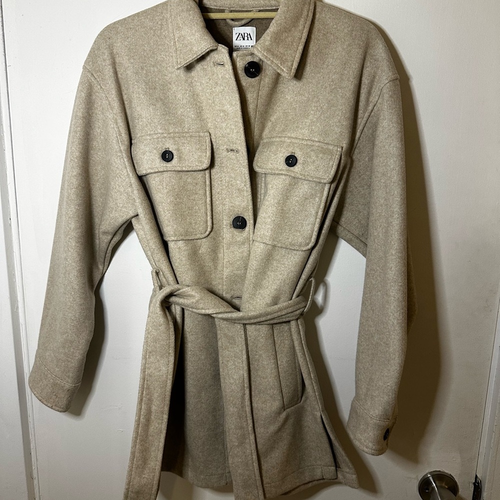 Zara Women's Beige Utility Jacket with Belt